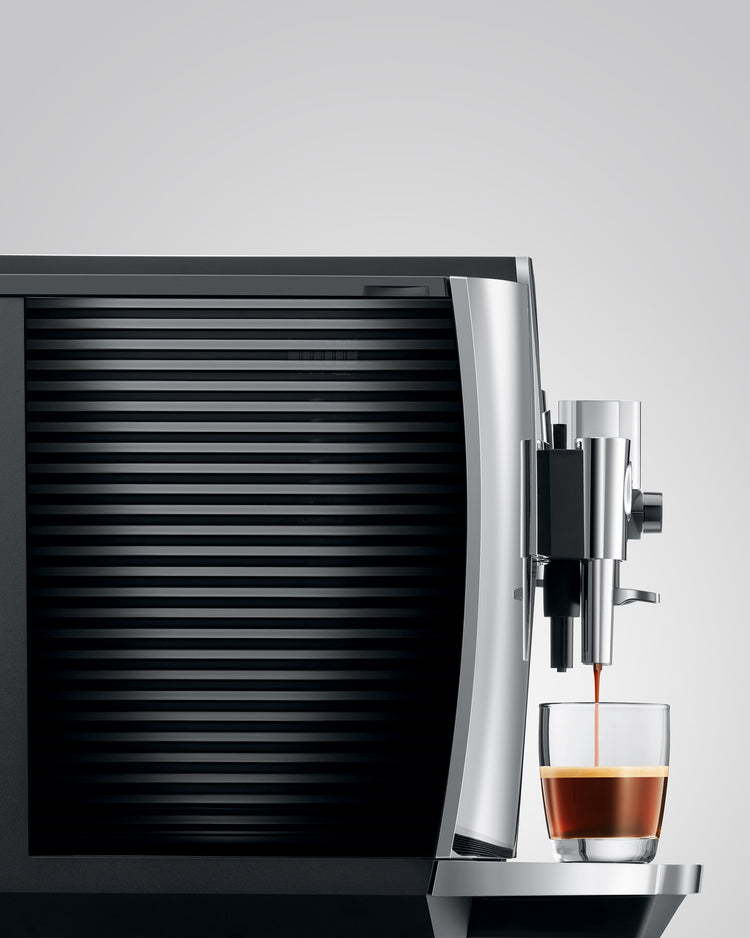 JURA E8 espresso machine